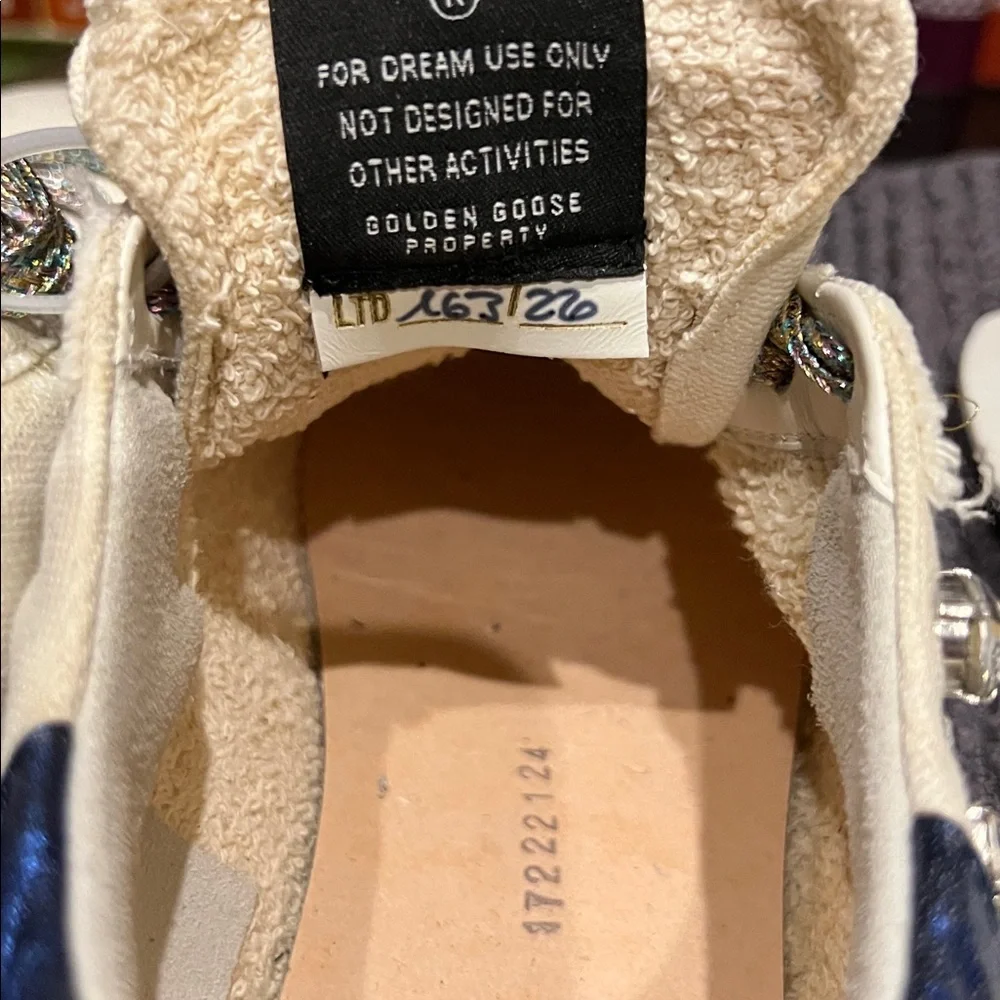 GOLDEN GOOSE limited
Size 37 Superstar Sneaker Embellished - Picture 12 of 16